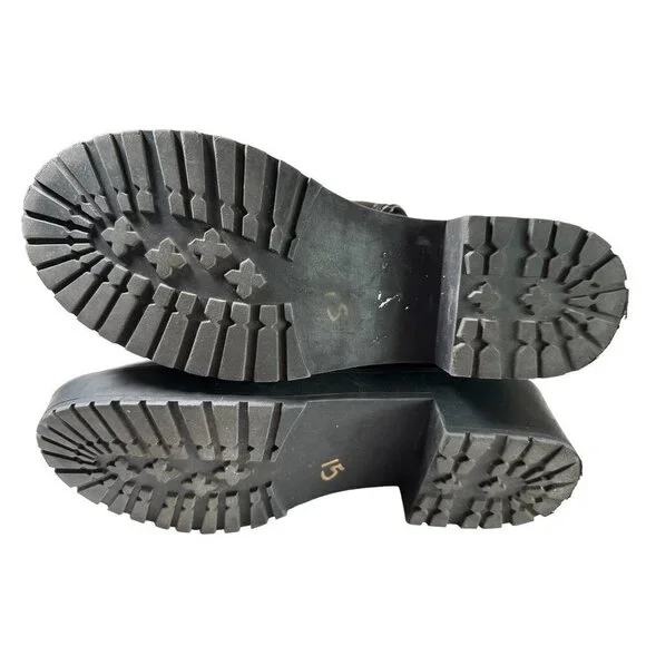 American Eagle combat boots with fur, women's size 10 - Picture 4 of 6